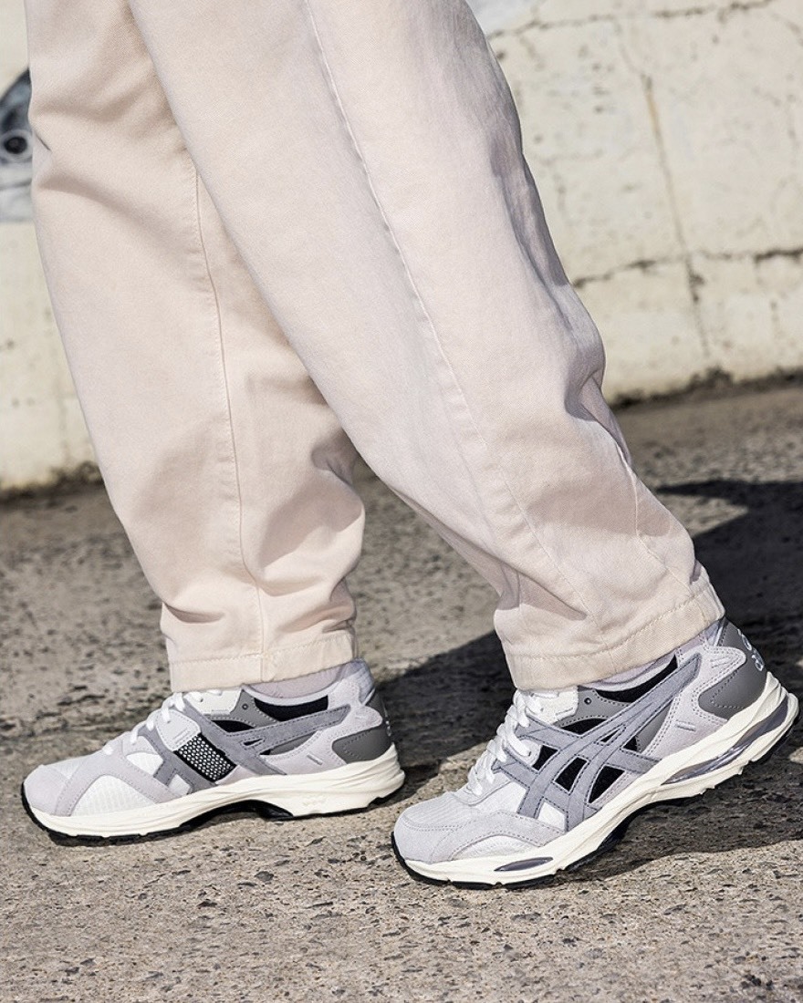 【預購】ASICS GEL-MC PLUS 灰色 1203A871100