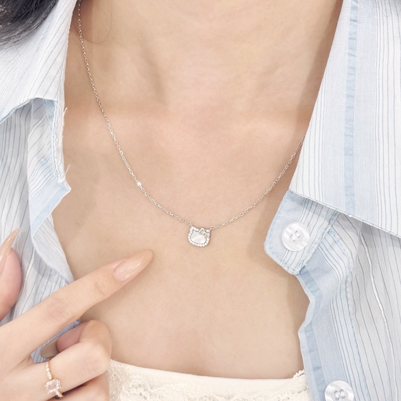 SANRIO 三麗鷗 HELLO KITTY 白月光 貝母項鍊 精緻項鍊 送禮 禮盒 凱蒂貓造型