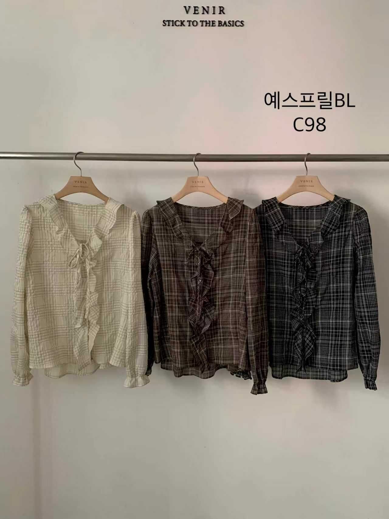 VR6042 日系格紋荷葉邊上衣