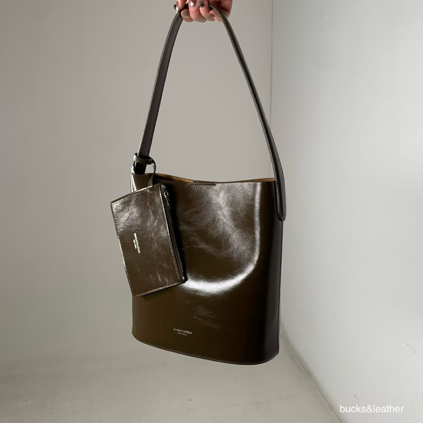 SS26 大容量水桶包