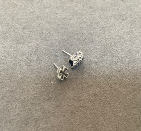 CF7019  2F247 耳钉