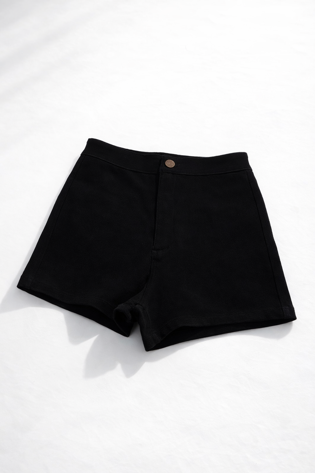 B68女團高腰包臀彈性黑短褲