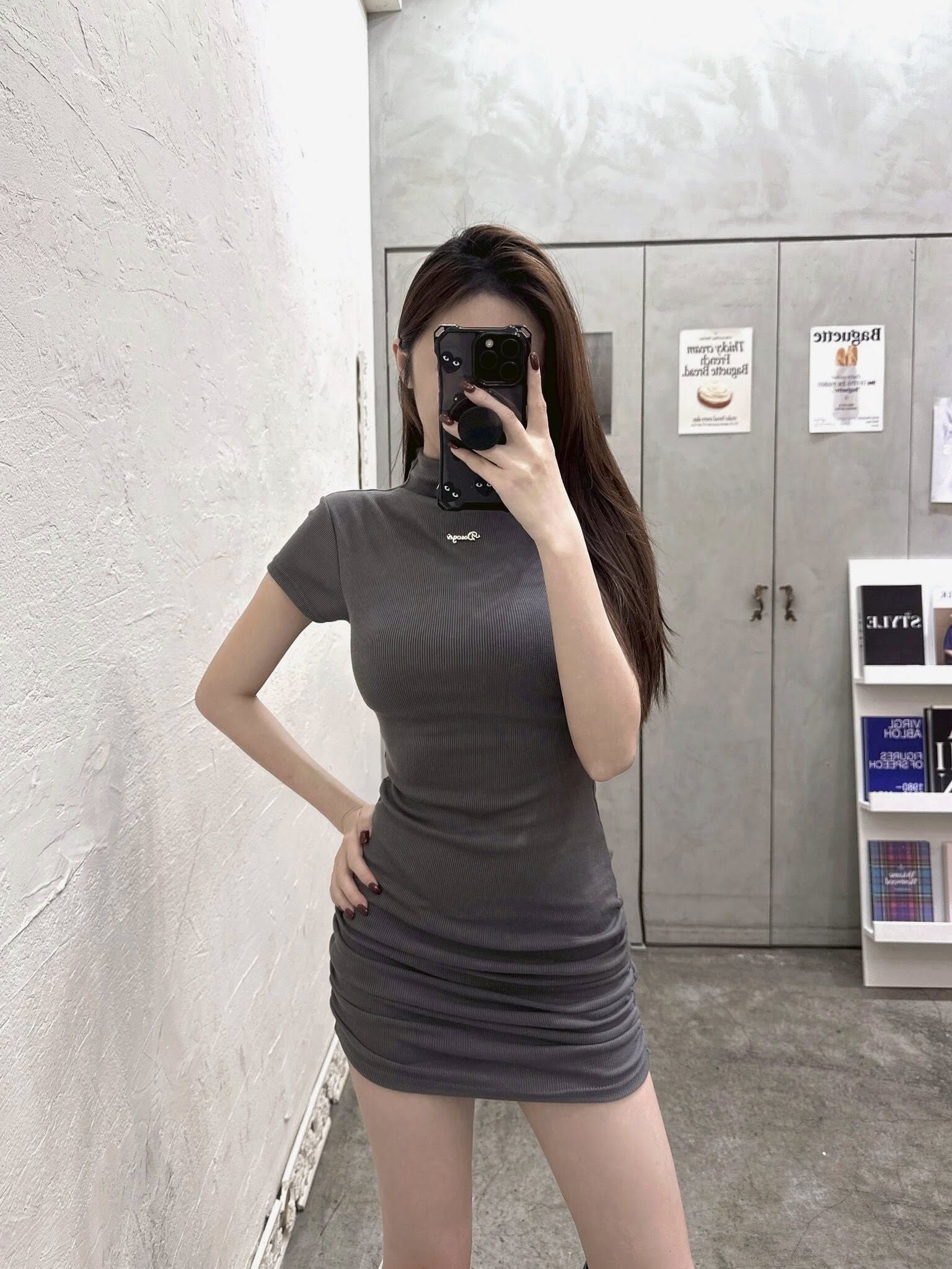 設計款小立領鐵牌短袖洋裝❤️