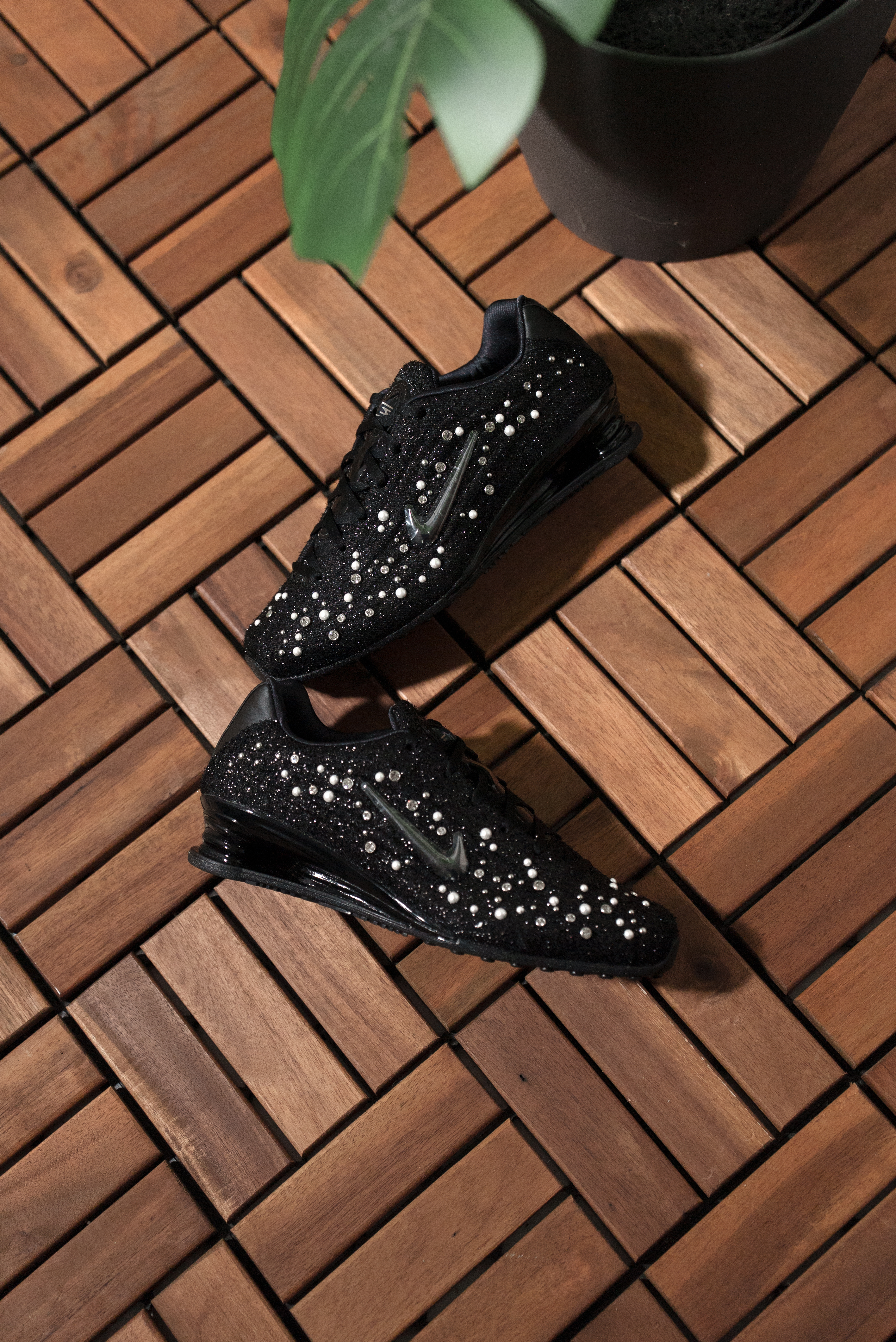 【Focus Store】預購 Pearl & Rhineston x Nike Shox Z "CNY Pack" 馬年限定款 IQ1157-010