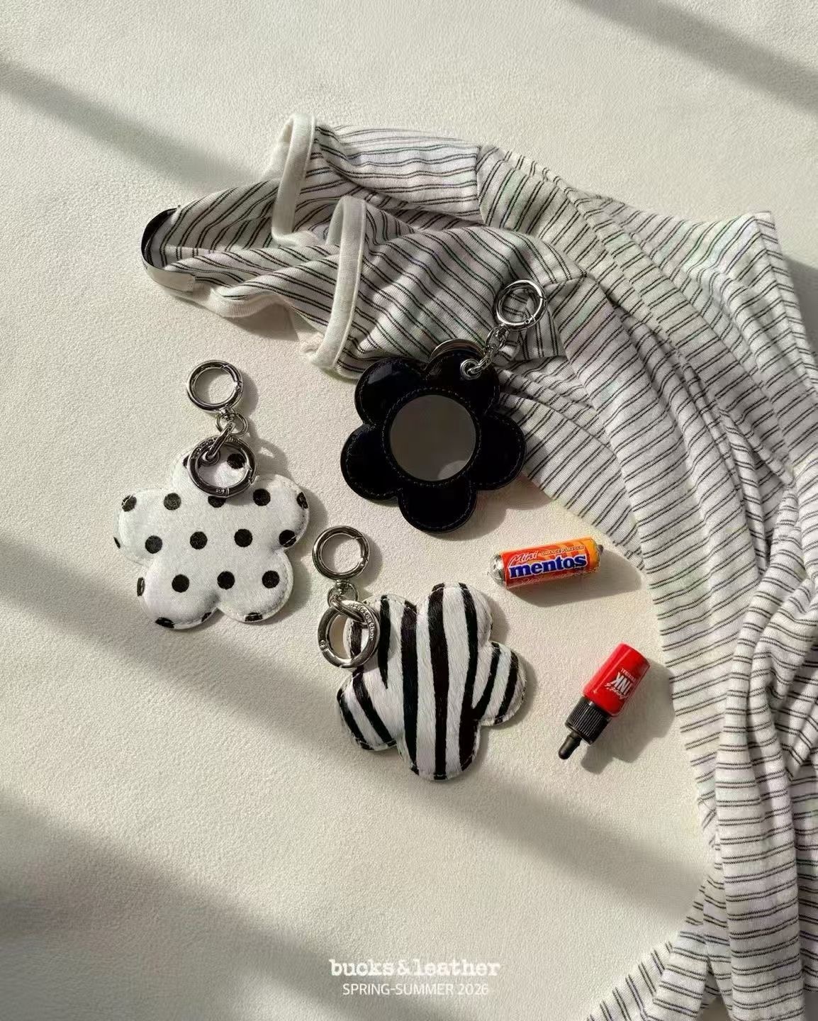 SS26 花花鏡子掛件