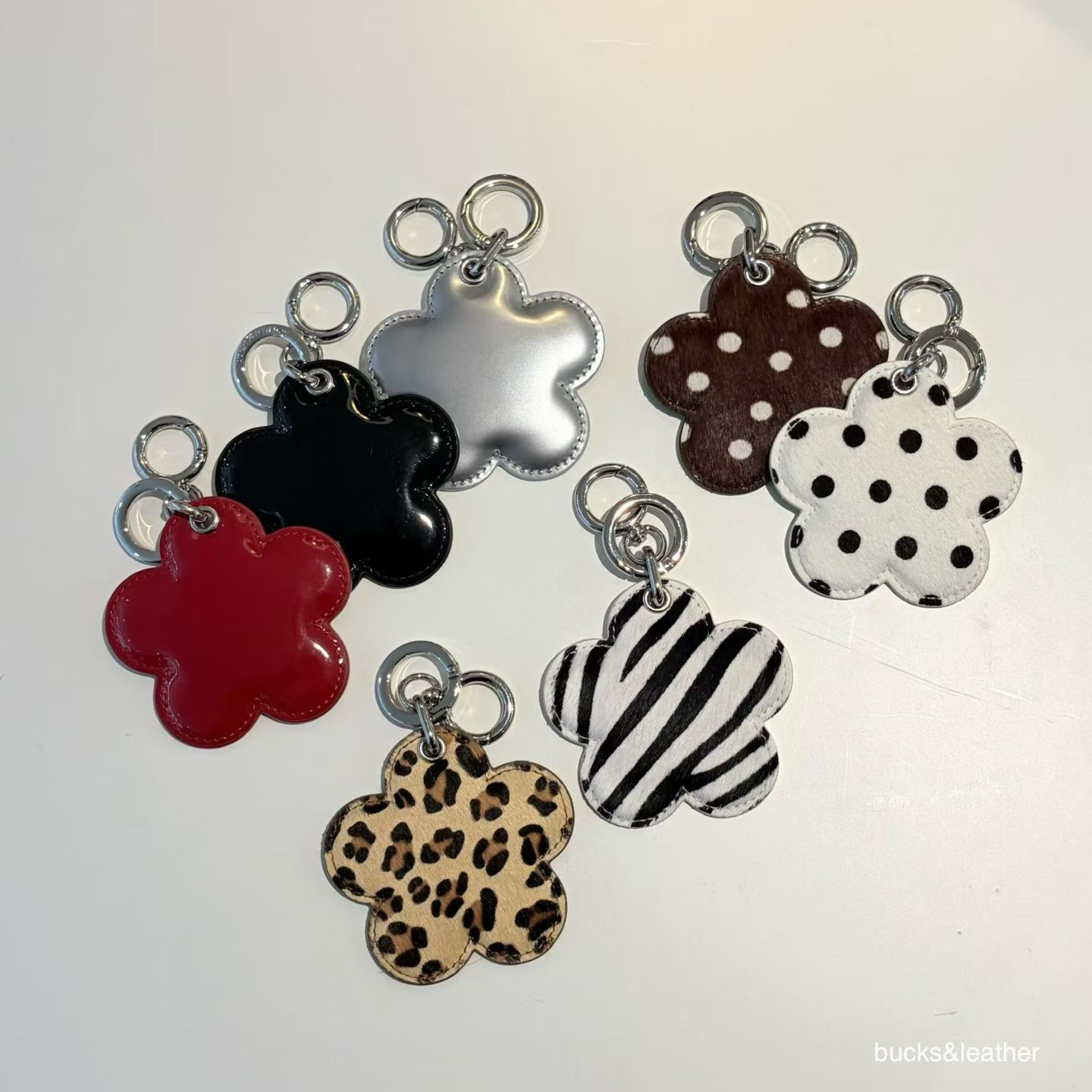 SS26 花花鏡子掛件