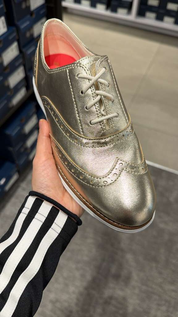 WE038 Cole Haan 牛津鞋 銀色