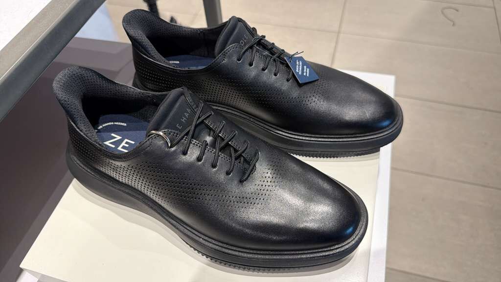 WE067 Cole Haan Grand 系列 男士牛津鞋 黑色