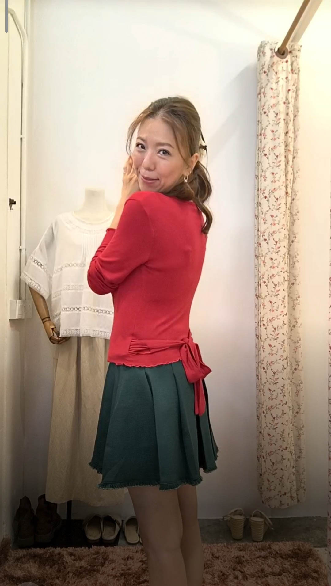P015 原價RM89 💥特RM49 ▶️紅色上衣👉B:cm W:cm H:cm L:cm