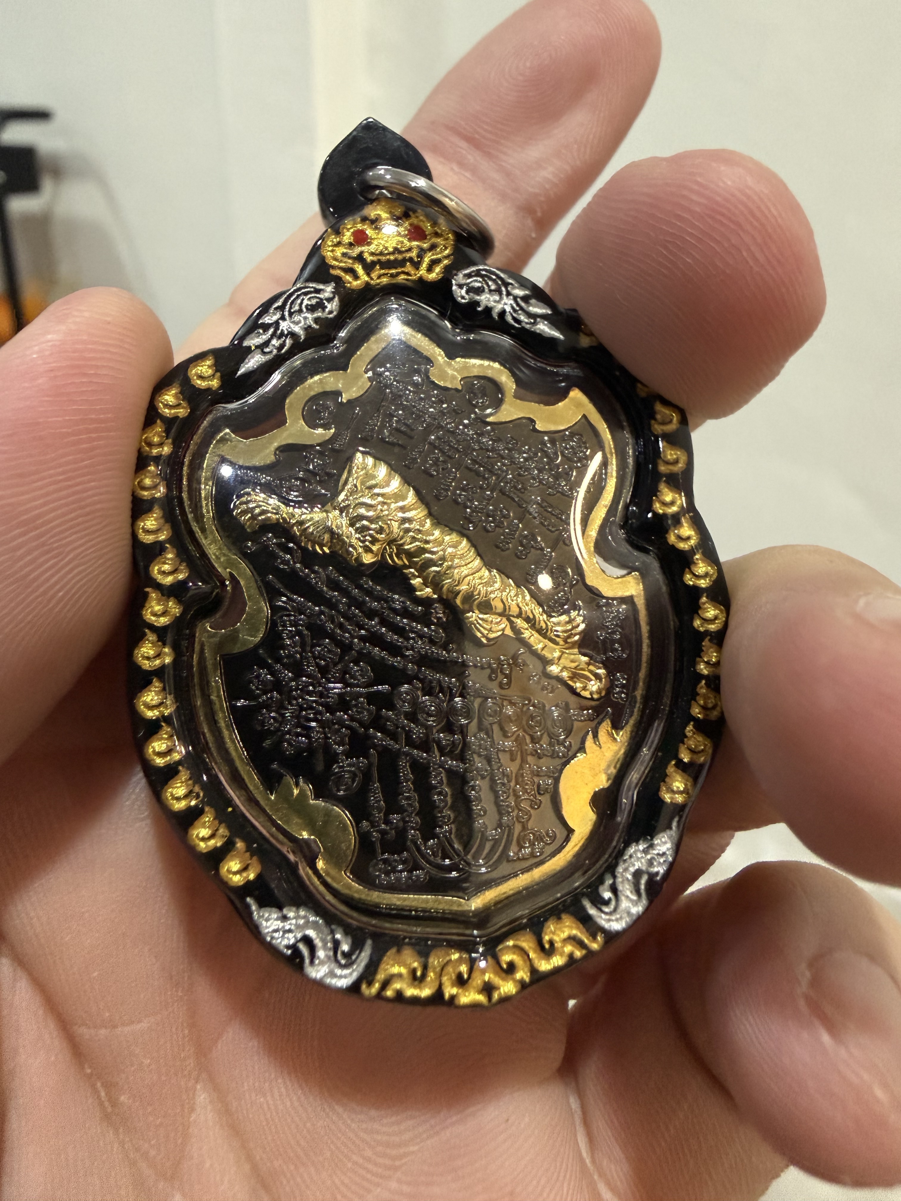 龍婆疾麗 無頭虎