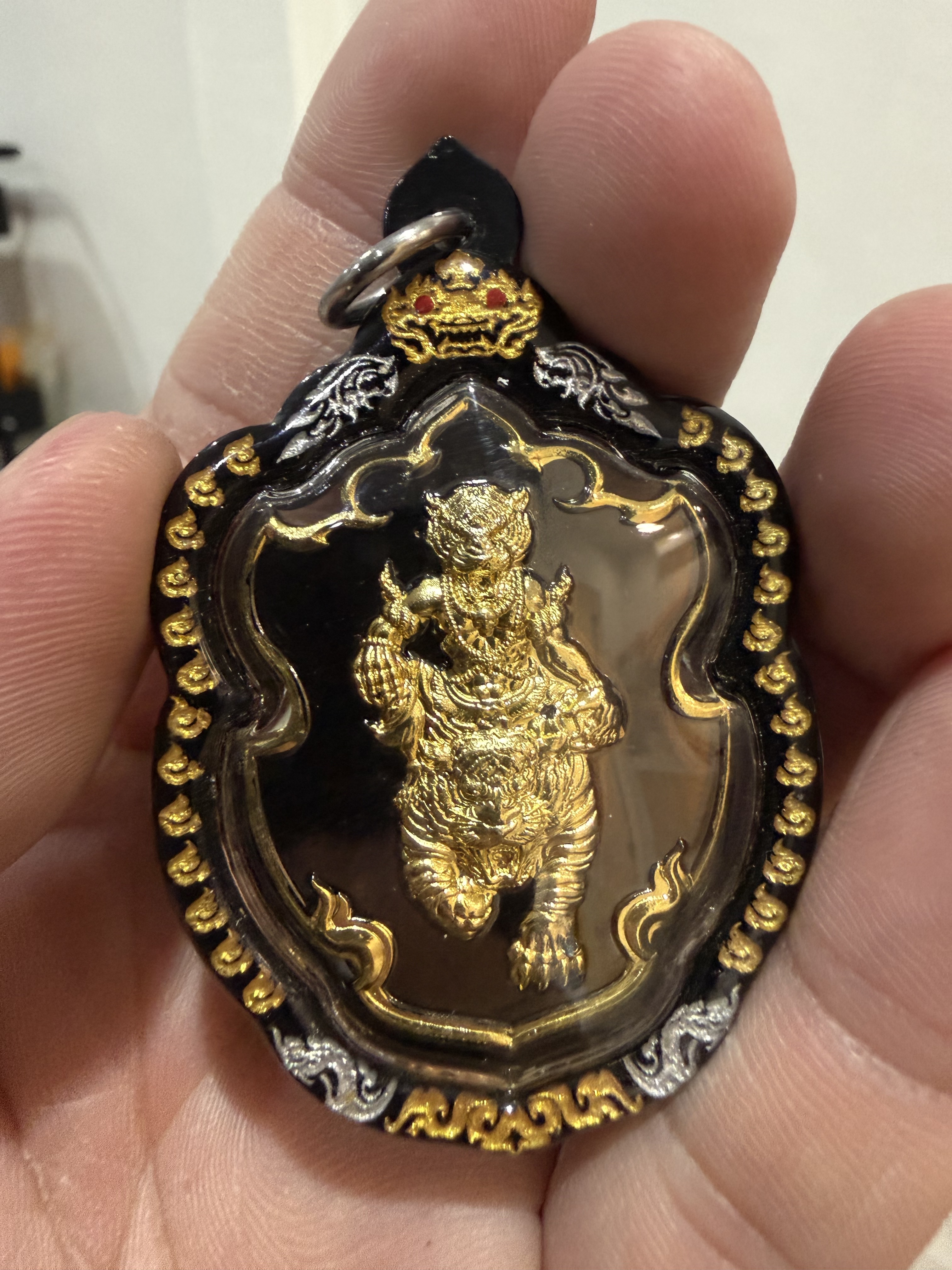 龍婆疾麗 無頭虎