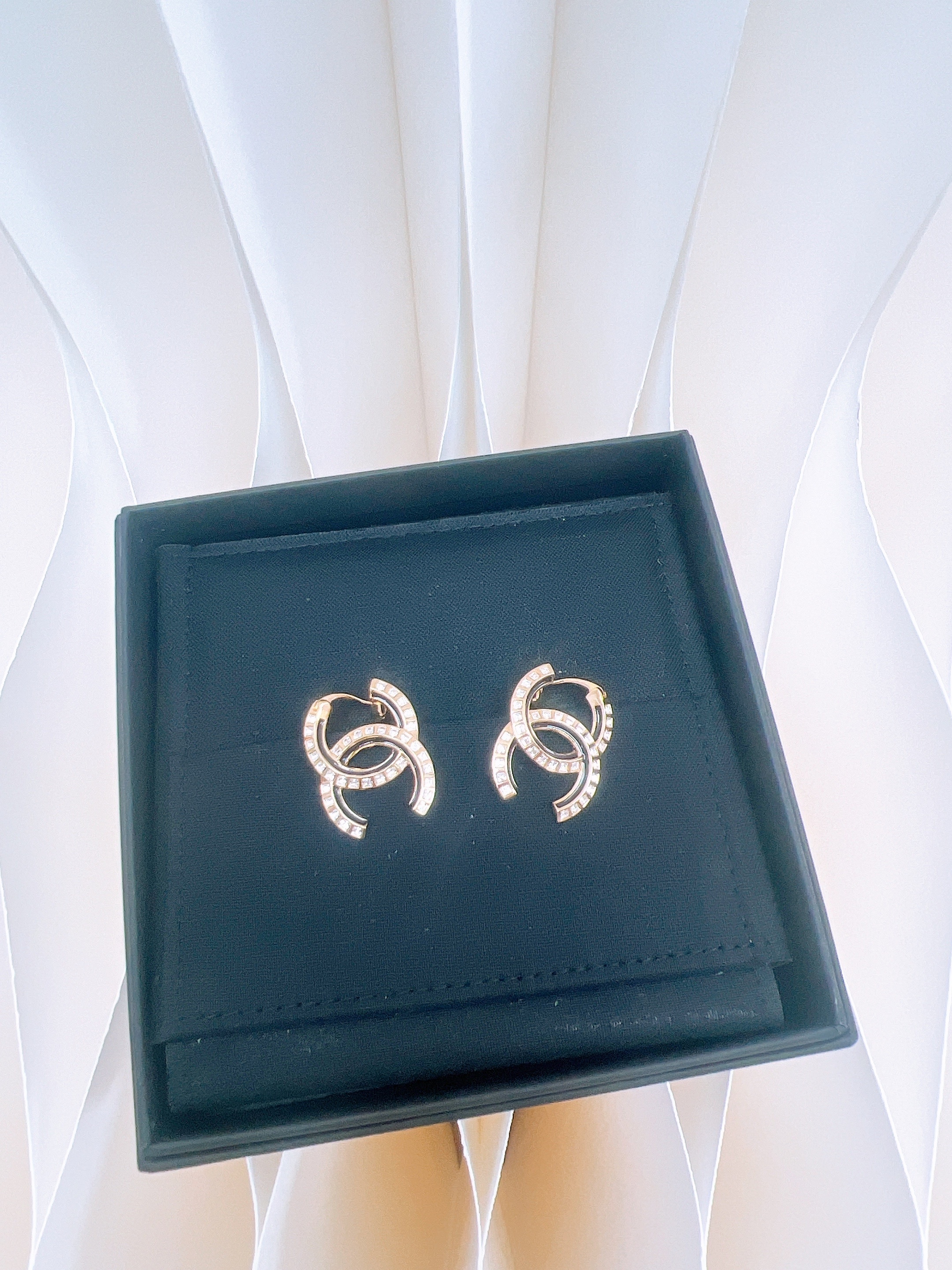 *Unused* Chanel 24c black/crystal logo earrings