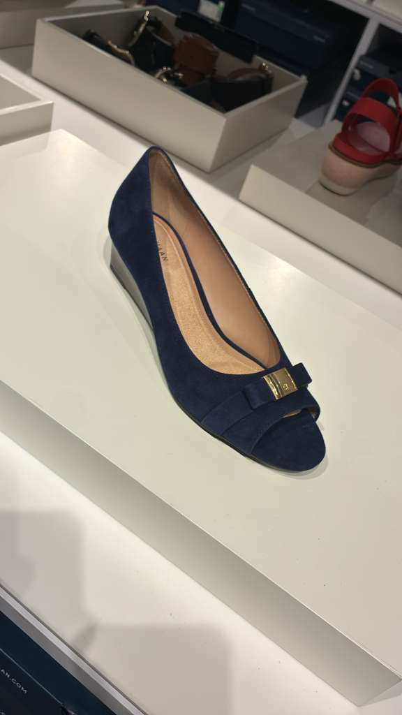 WE090 Cole Haan Go-to Malta Bow Wedge 女裝深藍色麂皮露趾小斜玻鞋