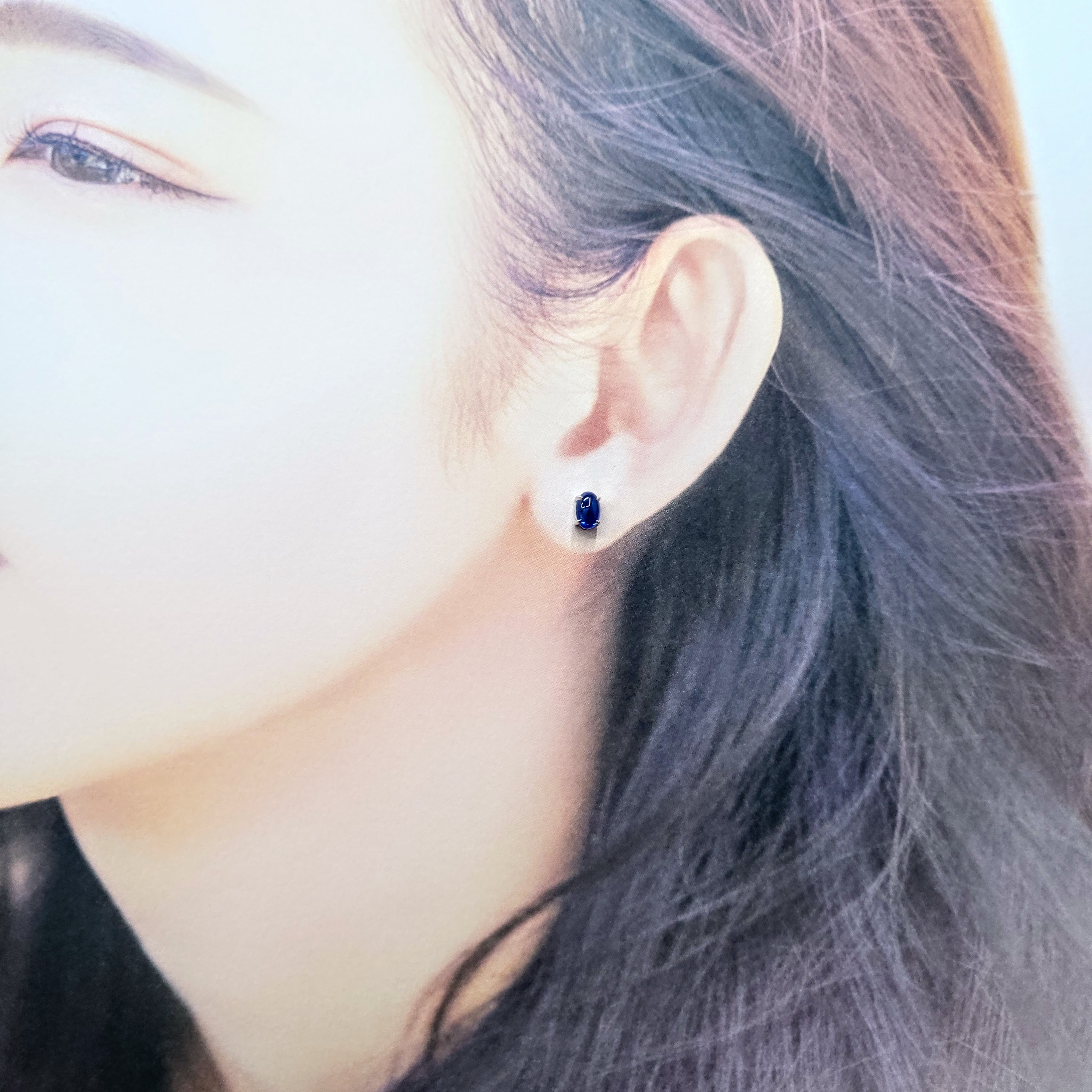 全新18K白金【主石1卡84份藍寶石】耳環