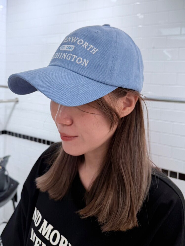 刺繡英字牛仔藍棒球帽