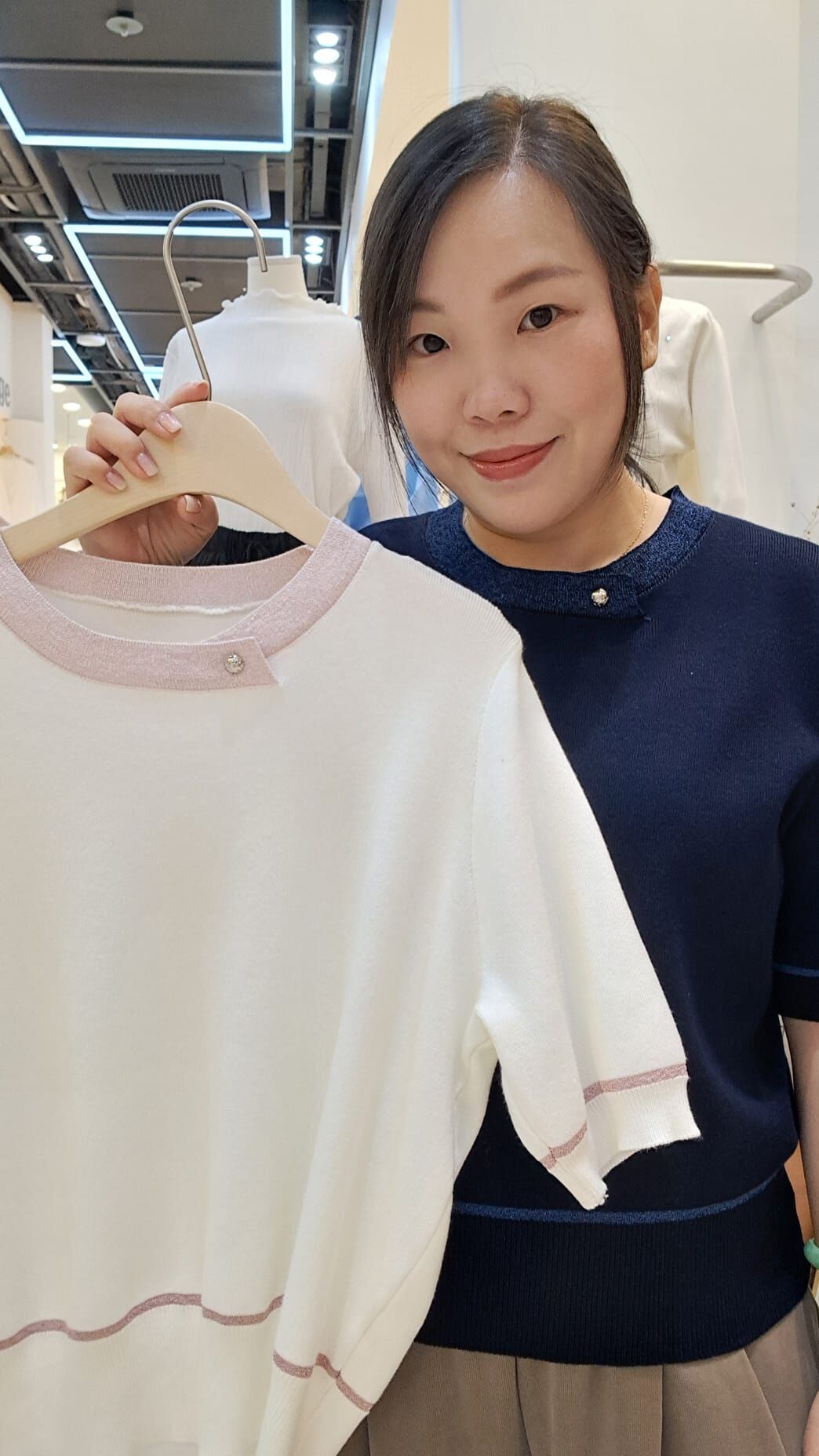 JC0309E 領上一顆鈕