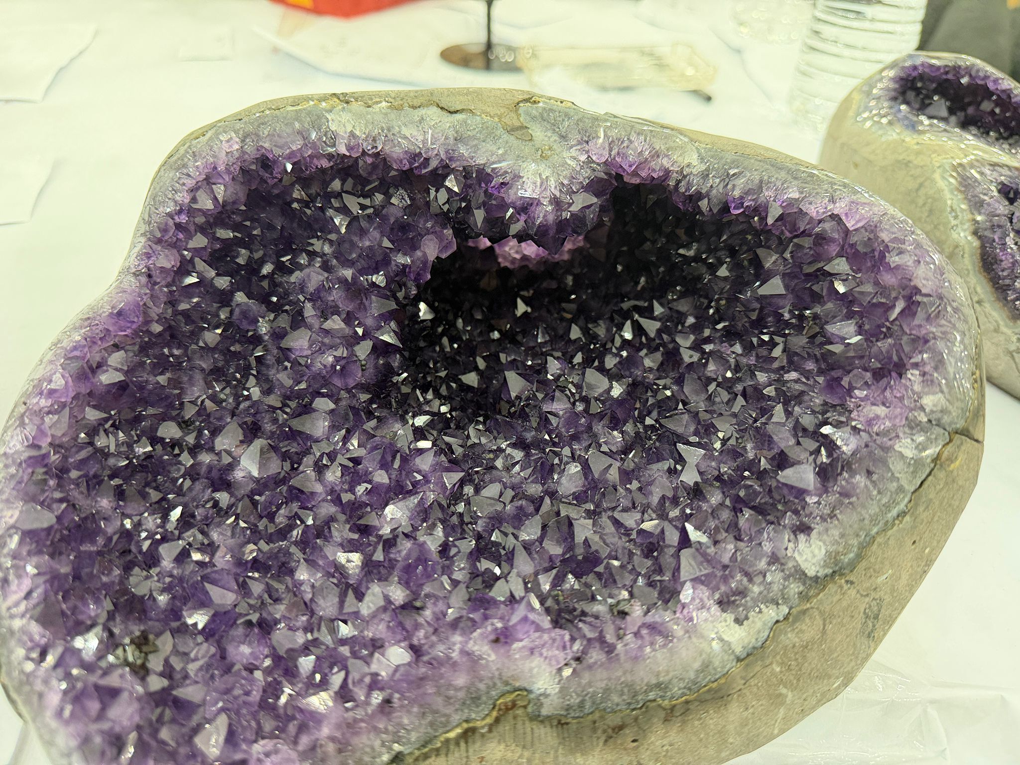 WH030 水晶洞 SS30 約 8.645 kg