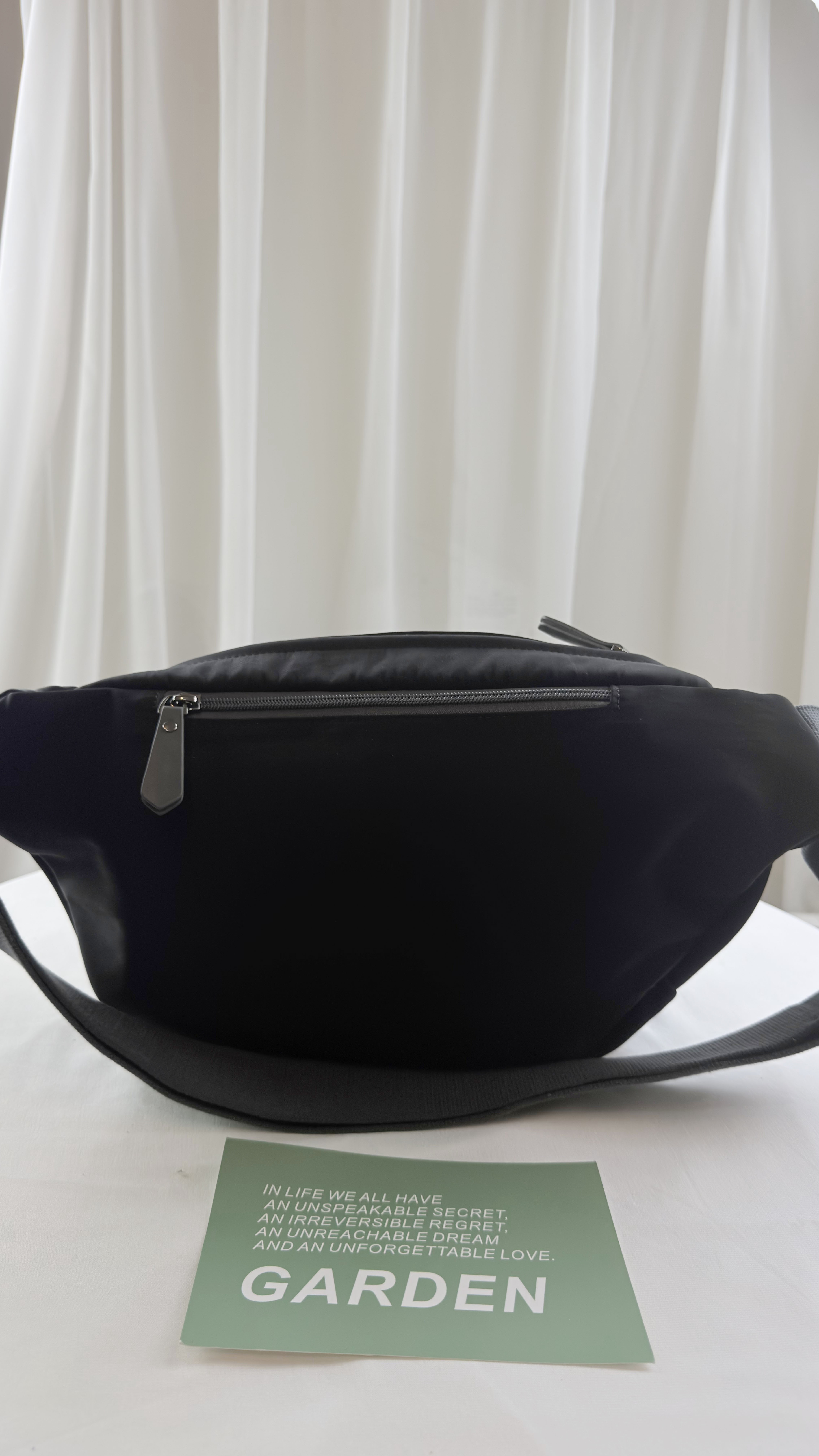 FamilyBear  素面經典黑防潑水腰包 2922