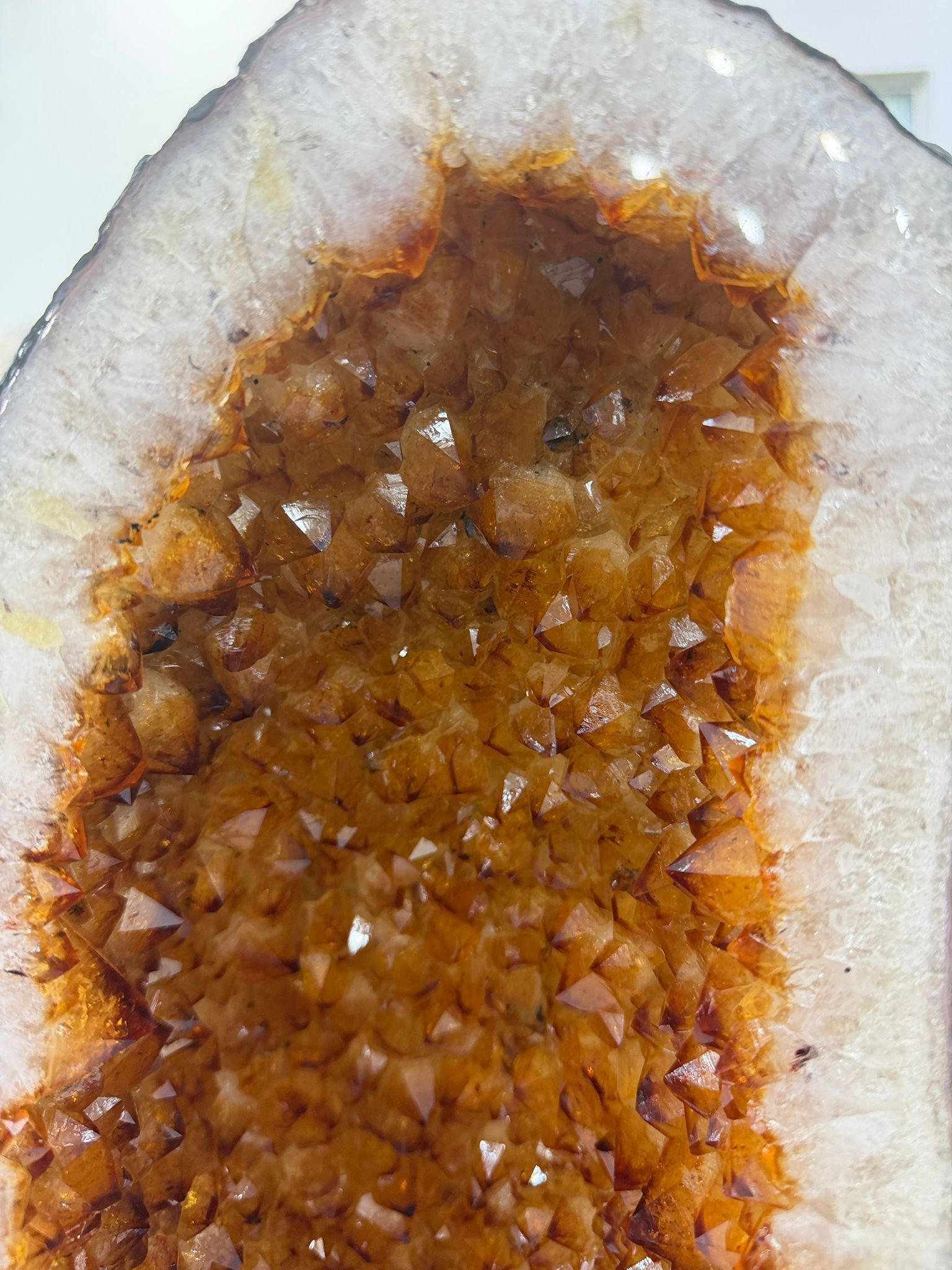 WH037 水晶洞 SSW04 約 43 × 22 cm 約 19.9 kg