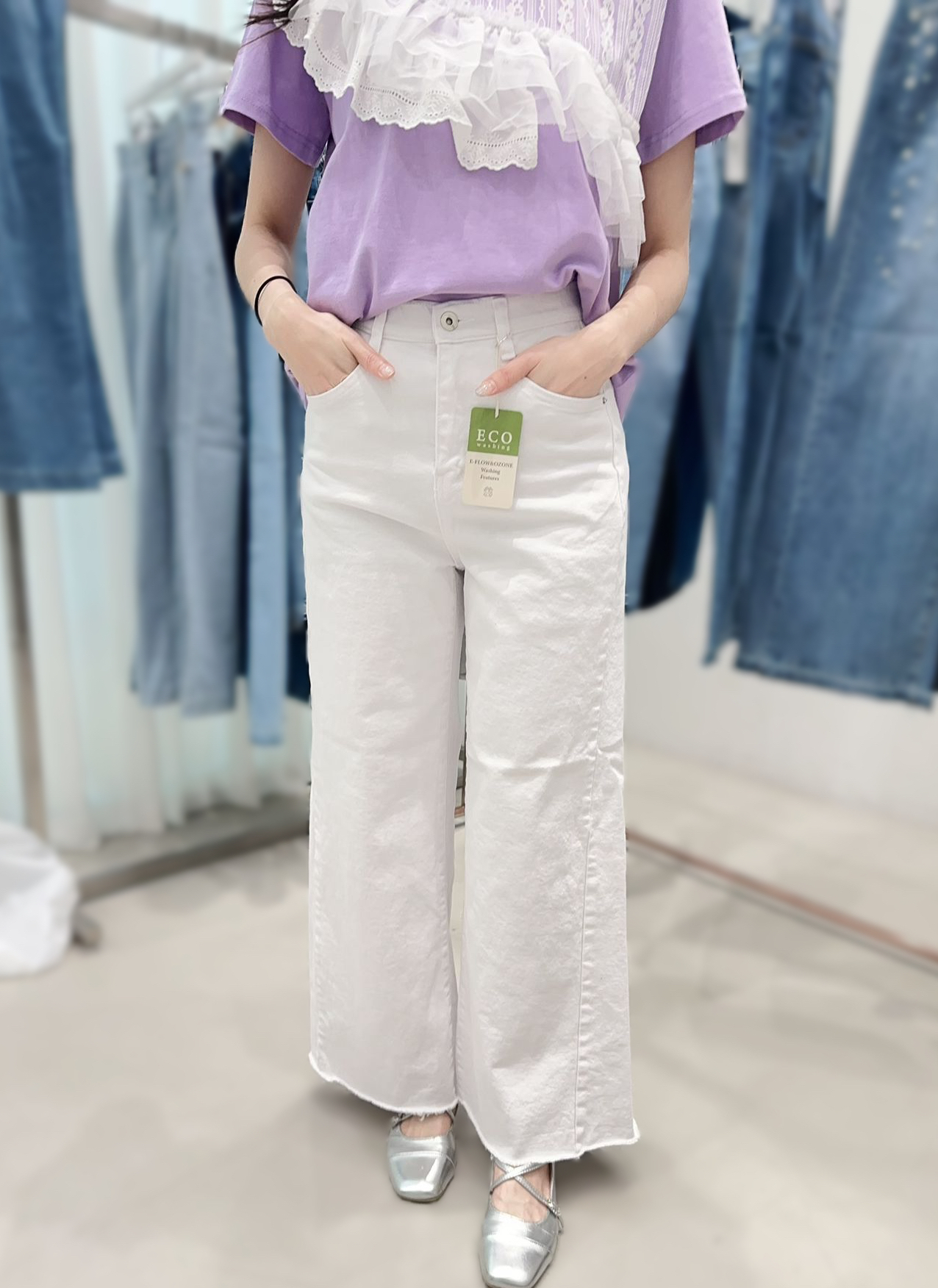 HW08 S:腰26-32 HIP37-42 長38.5 M:腰28-33 HIP39-44 長39 L:腰30-35 HIP41-46 長39.5 XL:腰32-37 HIP42-47 長39.5 $399 (一口價)