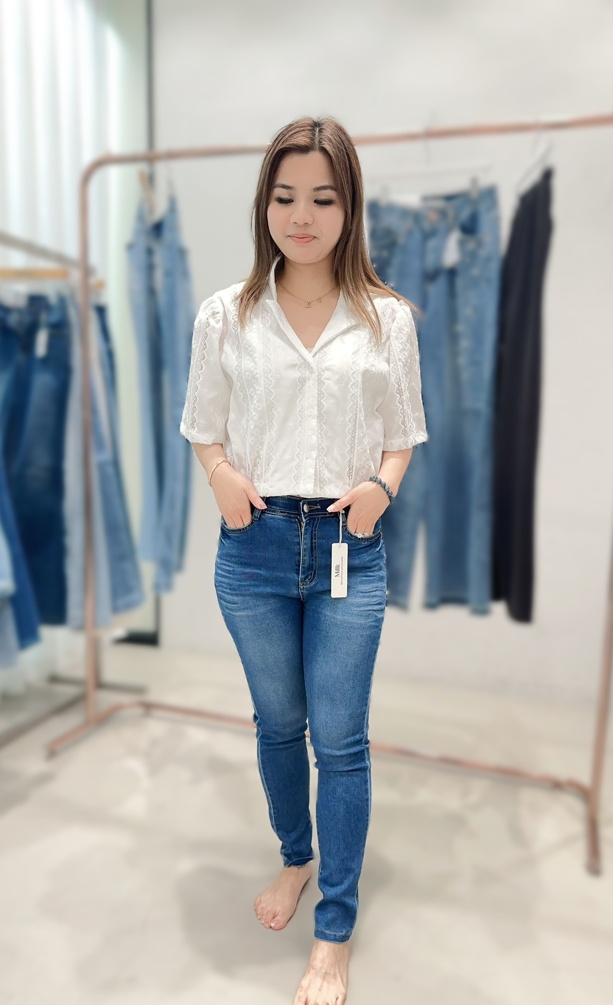 HW05 牛奶冰絲 S:腰26-30 HIP33-37 長36 M:腰28-32 HIP35-39 長36 L:腰29-33 HIP37-41 長36.5 XL:腰31-35 HIP38-42 長37 $399 (一口價)