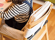 椅背斜度安穩舒適