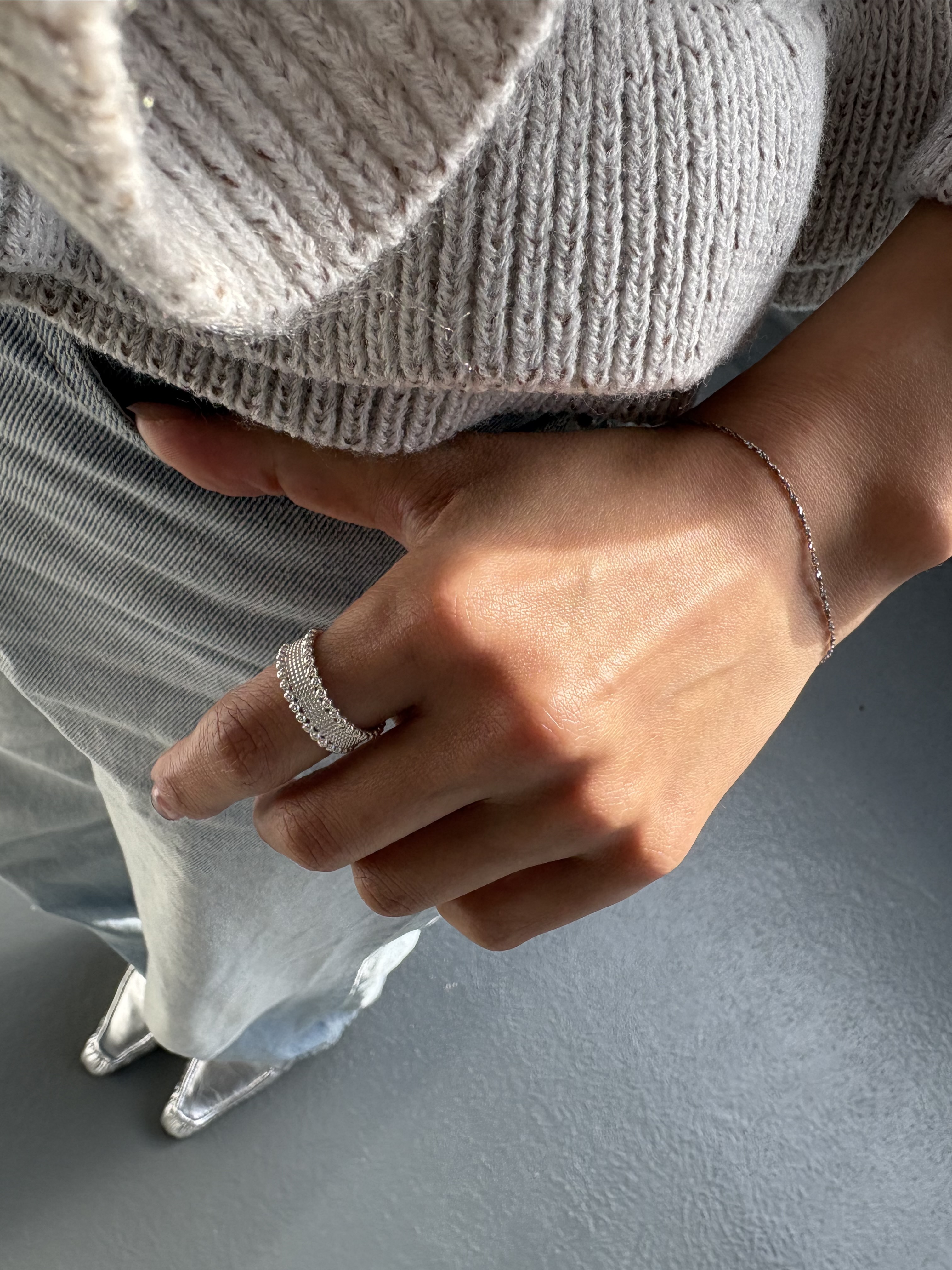 beads line wide ring