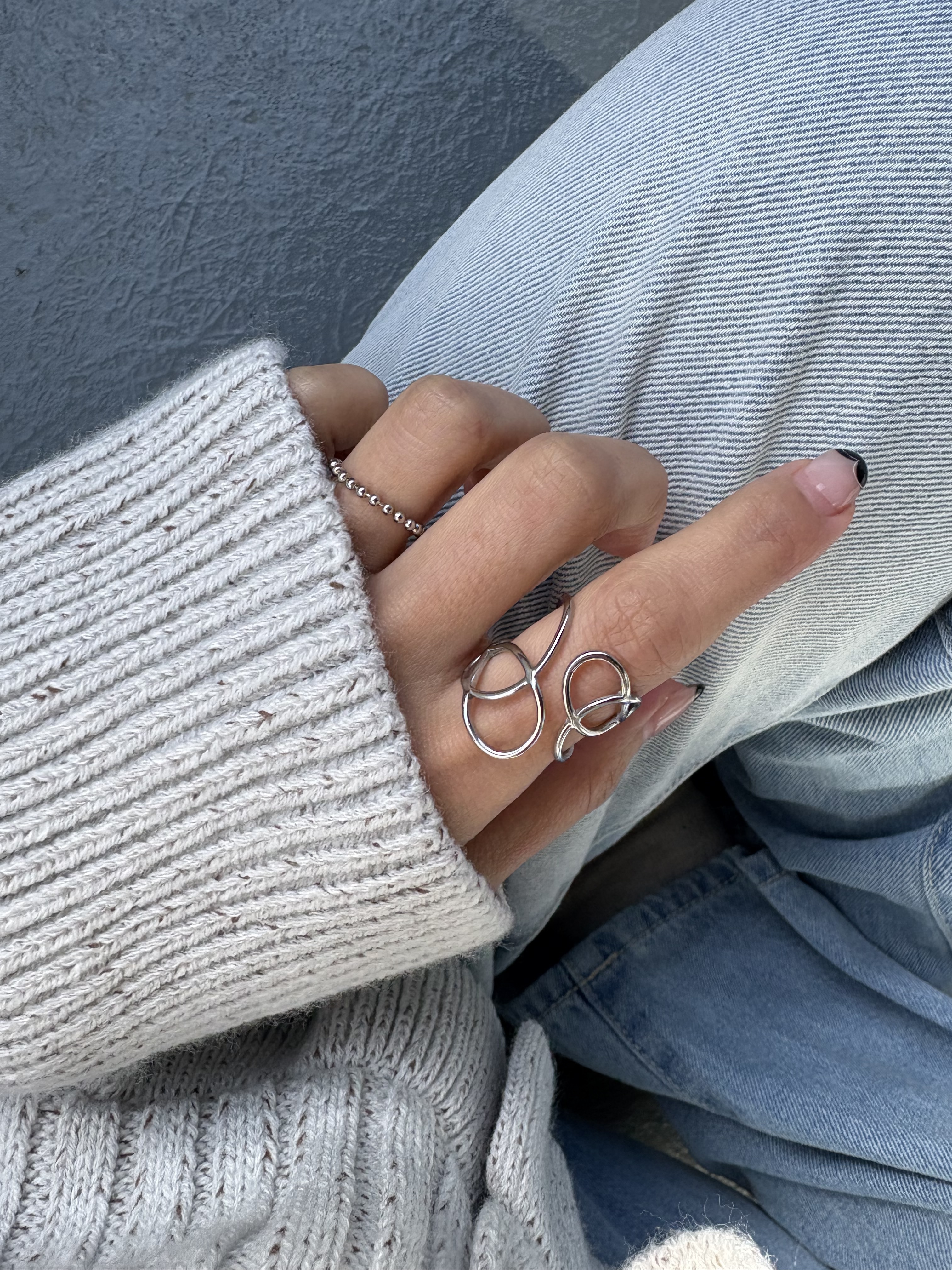 loop art ring