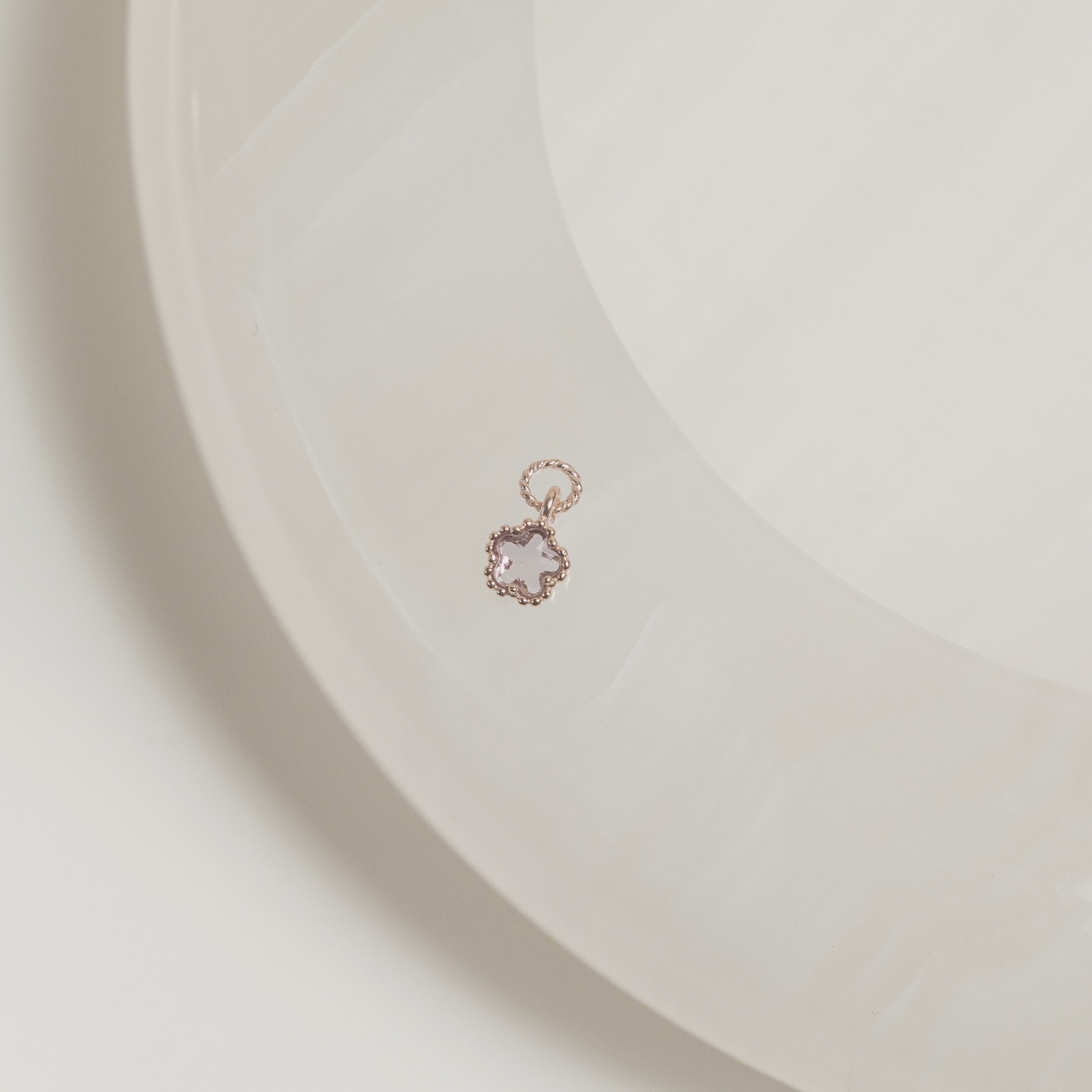 滾珠邊小花紫水晶耳墜