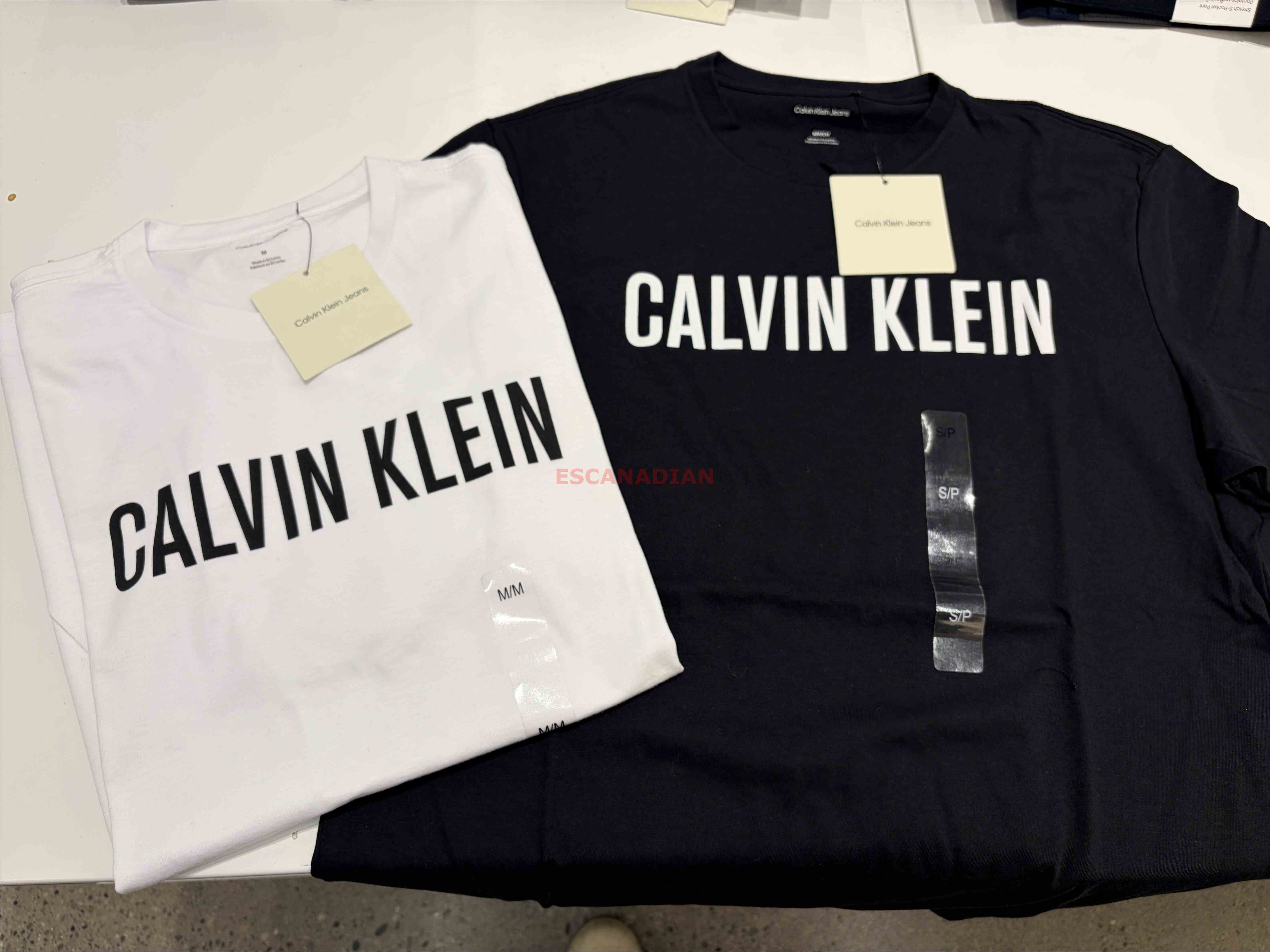 CK 男大人 經典字樣 短TEE (2色)