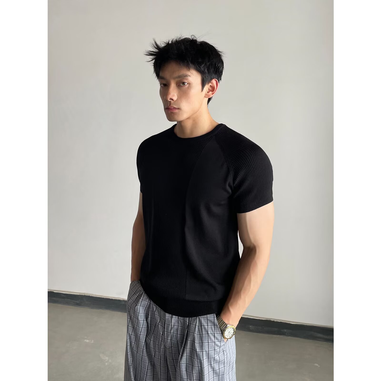 純色夏季男女款氣質設計感小眾修身百搭 上衣