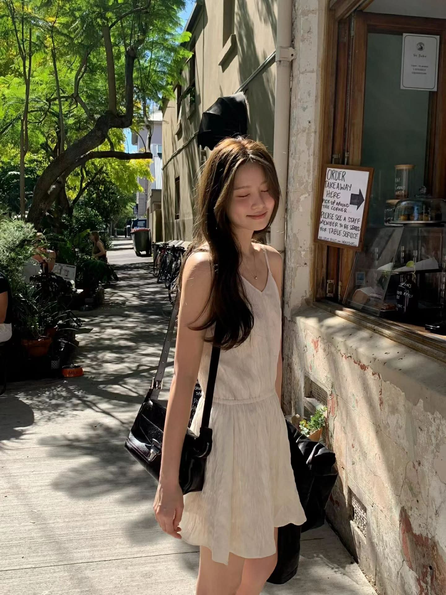 PA06 人造絲細肩帶皺感洋裝