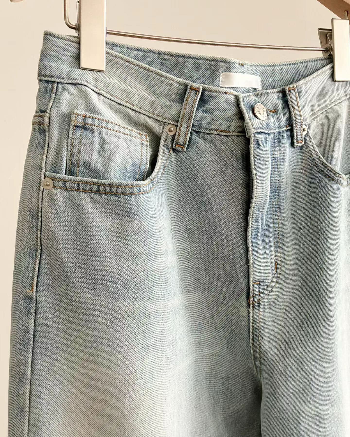 PA07 完美水洗淺藍直筒丹寧褲