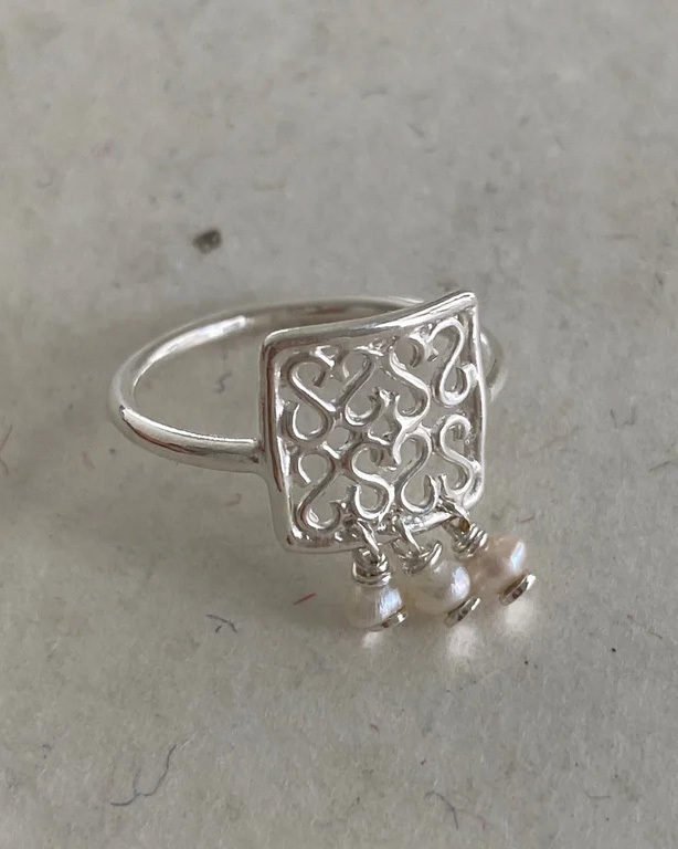 Ginger angel 心窗花戒指