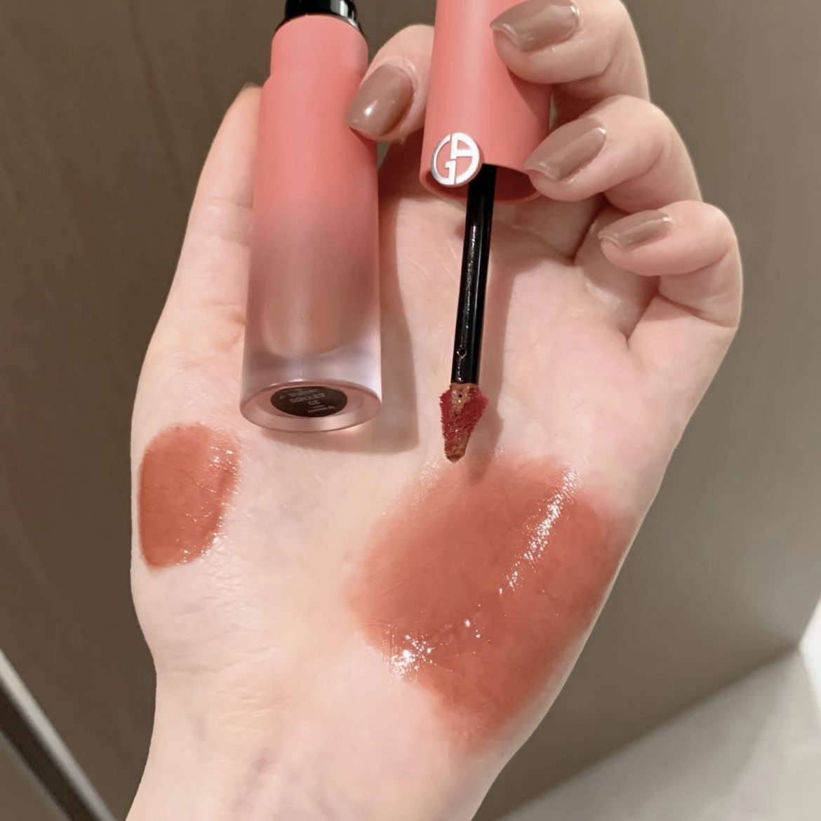 Armani 奢華絲緞訂製水唇釉 威尼斯限定版 #20 朝霞暖棕