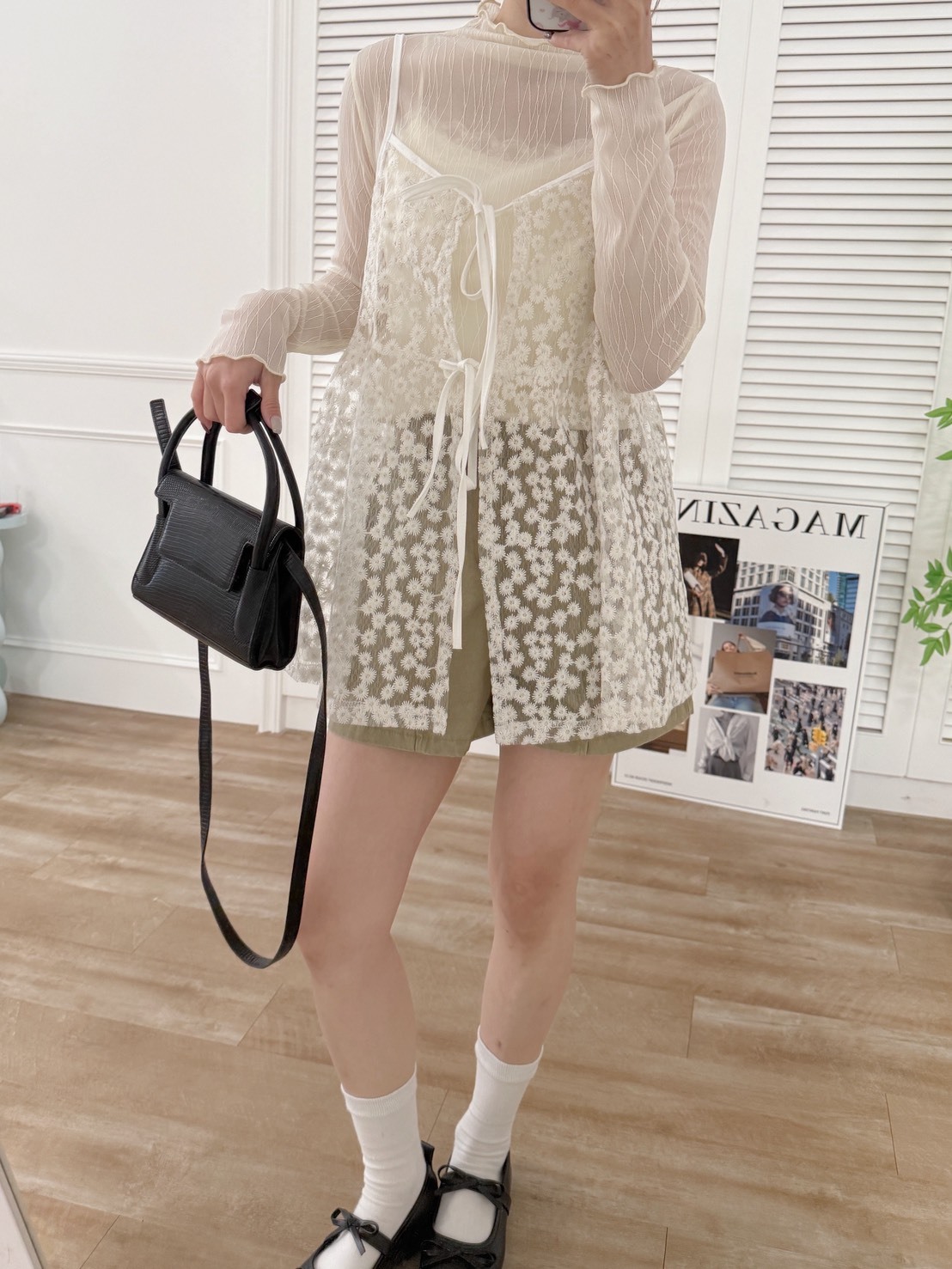 法朵Fado shop｜透紗感小花背心 1705005