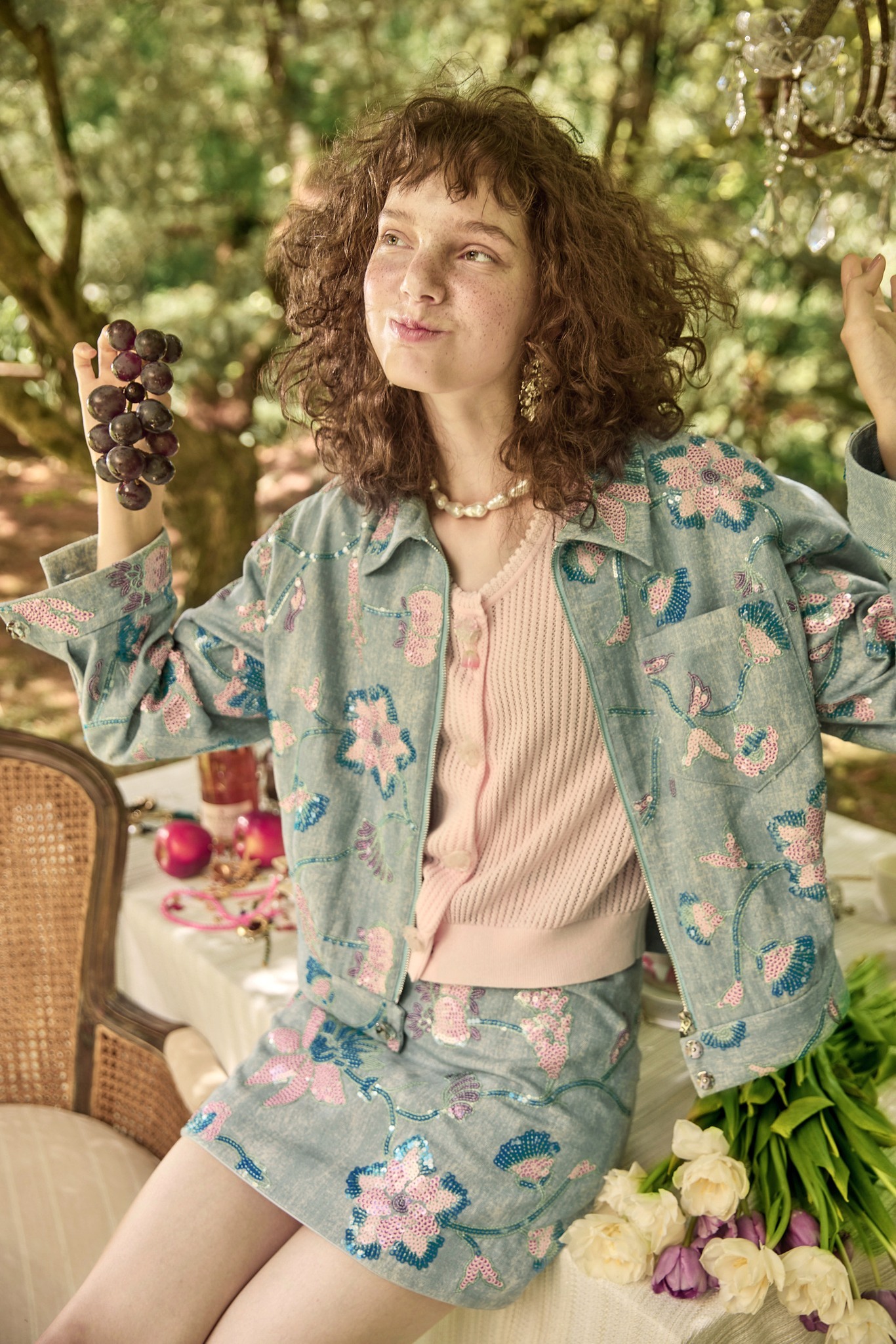 BF10001D1 蔓生花園立體刺繡亮片丹寧外套