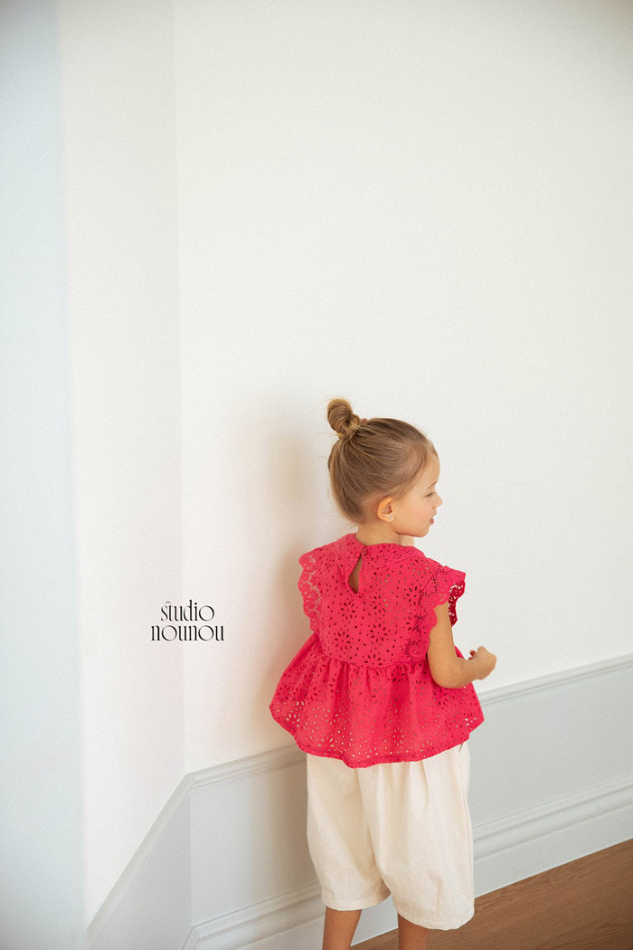 正韓夏nounou 兩色法式雕花上衣