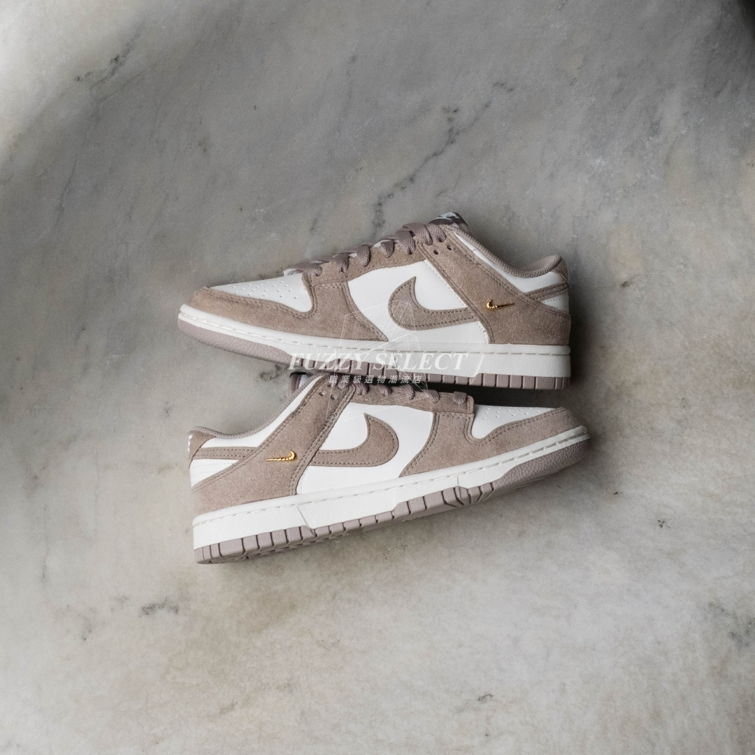 【逢甲 FUZZY】W Nike Dunk Low "Malt" 麂皮 奶茶 金小勾 IB4417-105