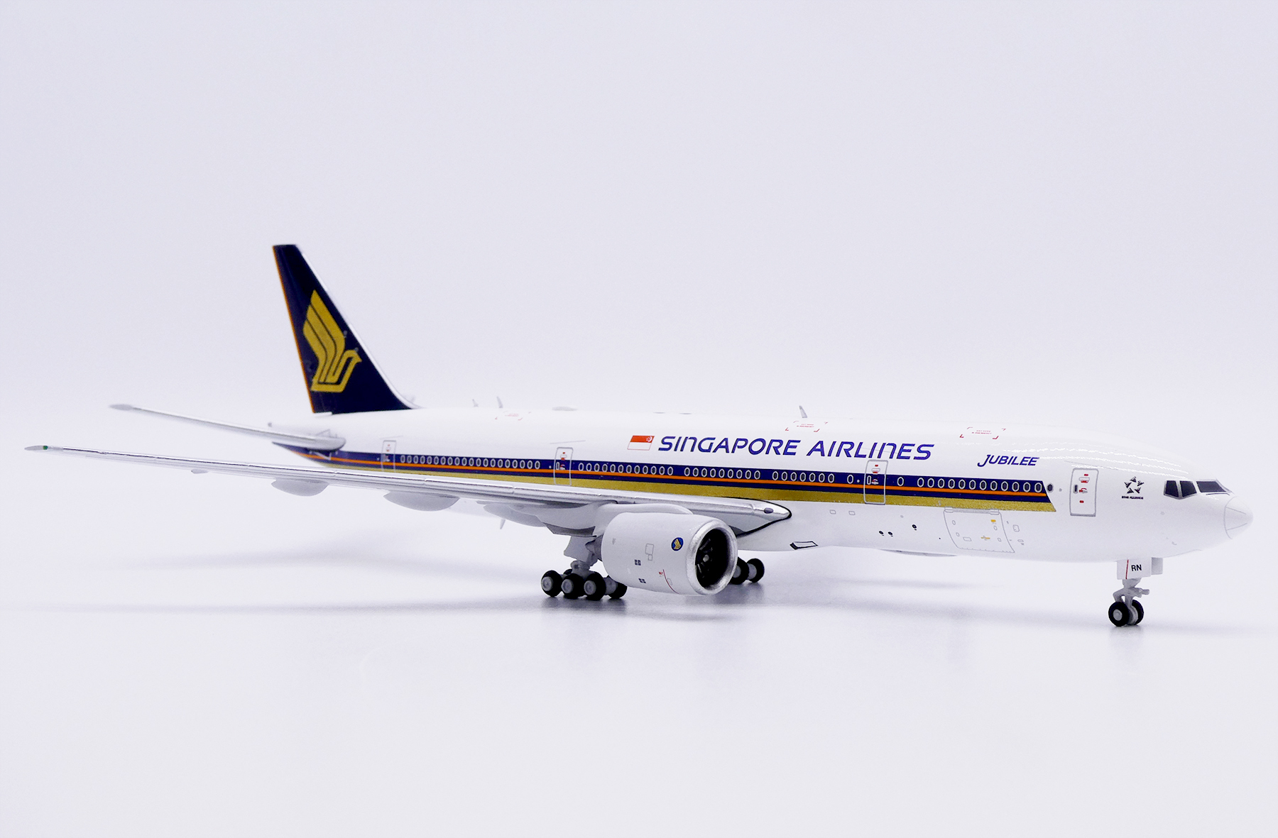 JC WINGS 1/400 新加坡航空 波音777-200(ER) 9V-SRN Jubilee 銀禧紀念塗裝