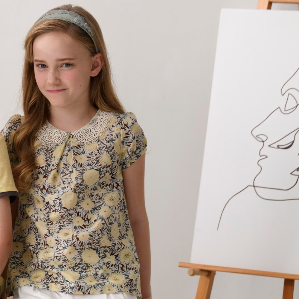 PIPPY 北歐印花蕾絲彈性棉圓領短袖上衣 黃