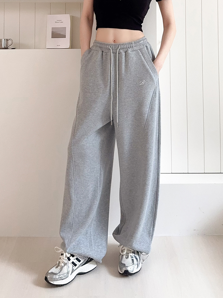 Badbeat cozy｜品牌刺繡·彎刀立體車線抽繩縮口褲（2色）