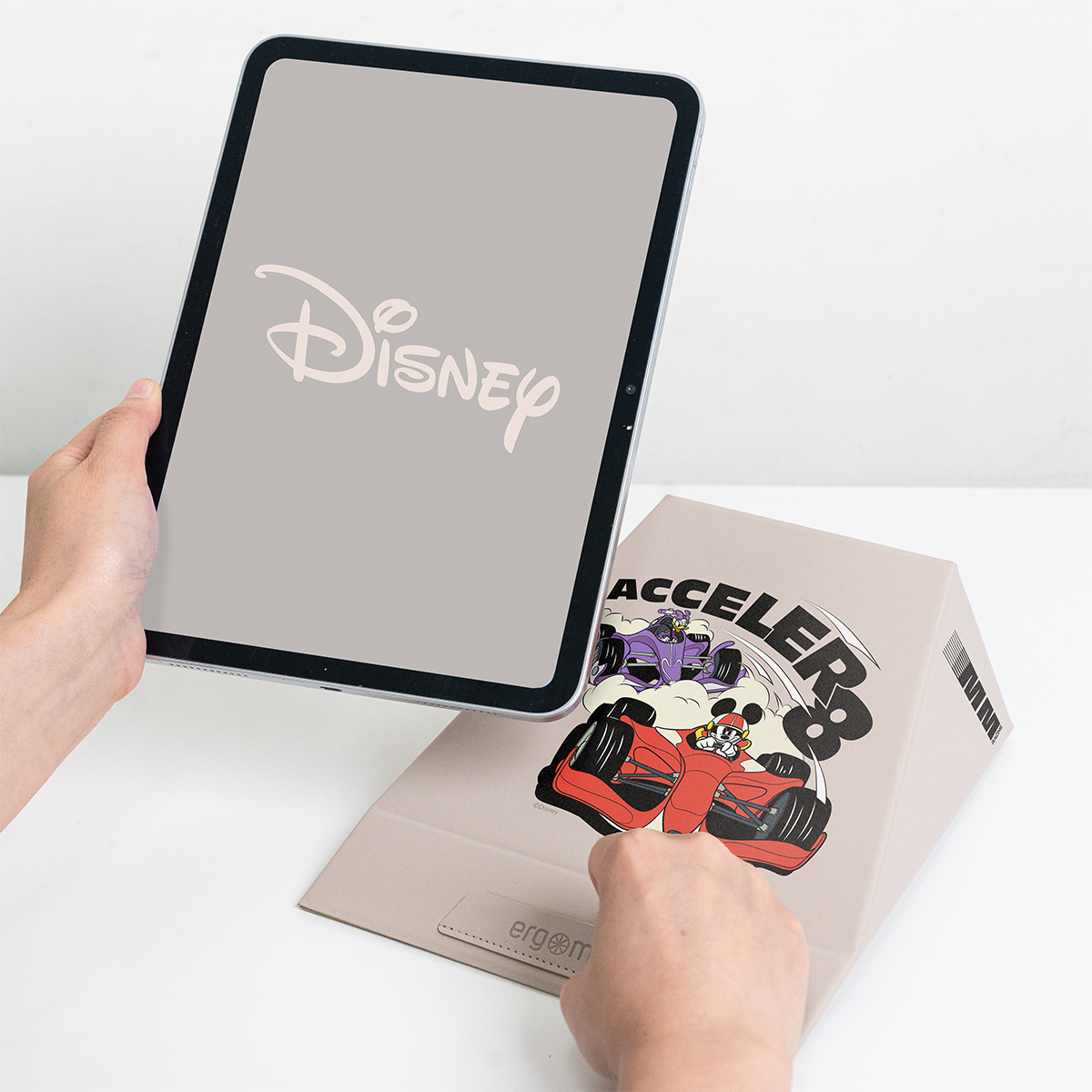 Meta Stand 筆電平板支架【 賽車系列 】Disney 米奇好朋友 ergomi【正版授權】