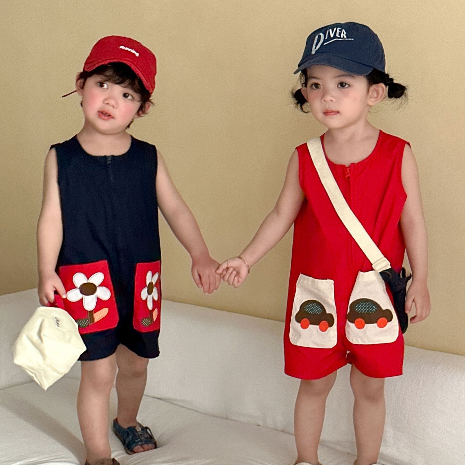 兄弟姐妹一起穿_可愛車車花朵連身褲