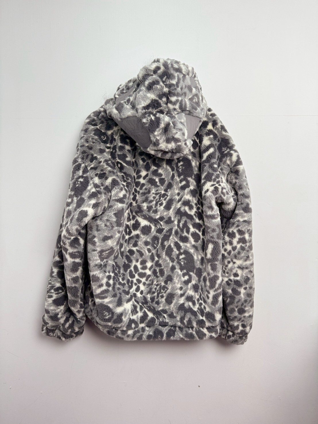 BAPE WILD LEOPARD PATTERN FAUX FUR SHARK FULL ZIP JACKET SIZE XXL