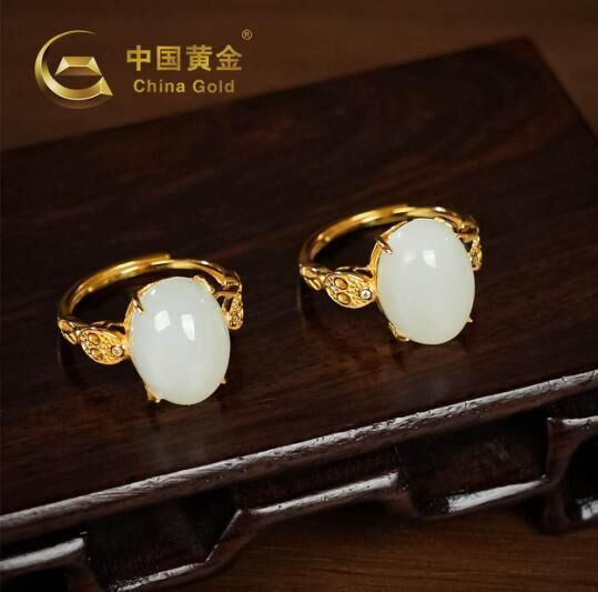 ZJSPHA250254-天然和田玉S925銀白玉蛋面戒指(R8)