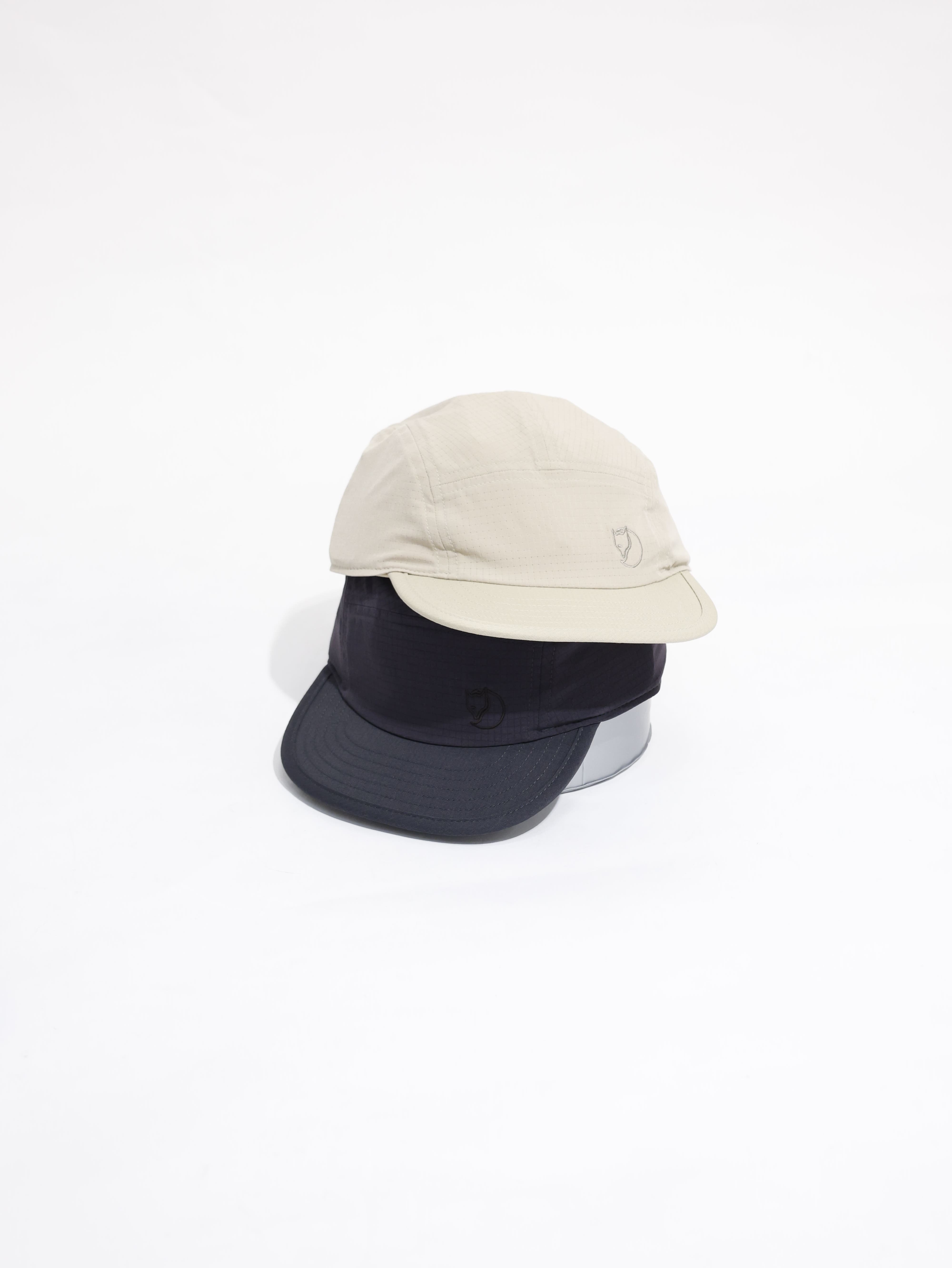 Fjallraven 小狐狸  Abisko Trekking Cap 健行帽 FR13100213