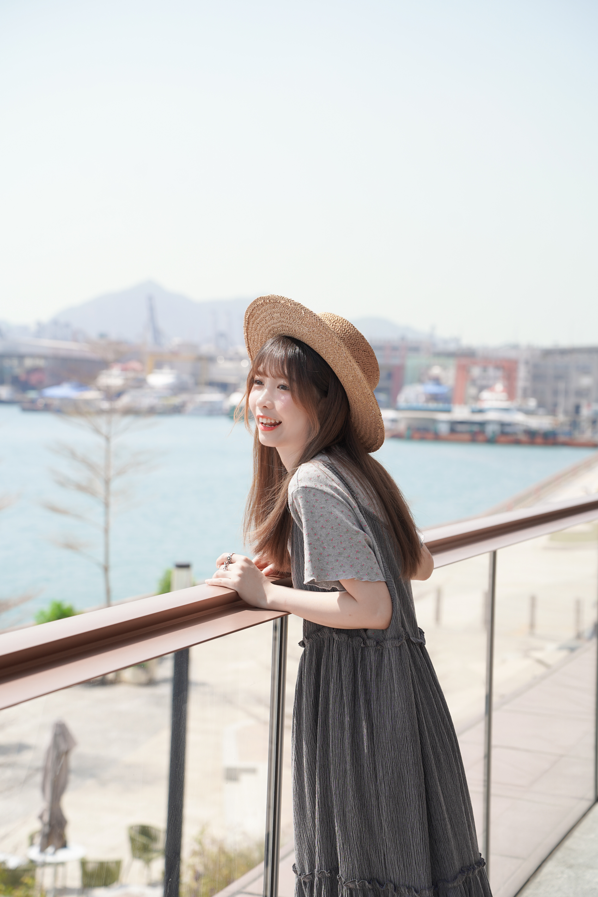 春日小碎花木耳邊Top · 2色入