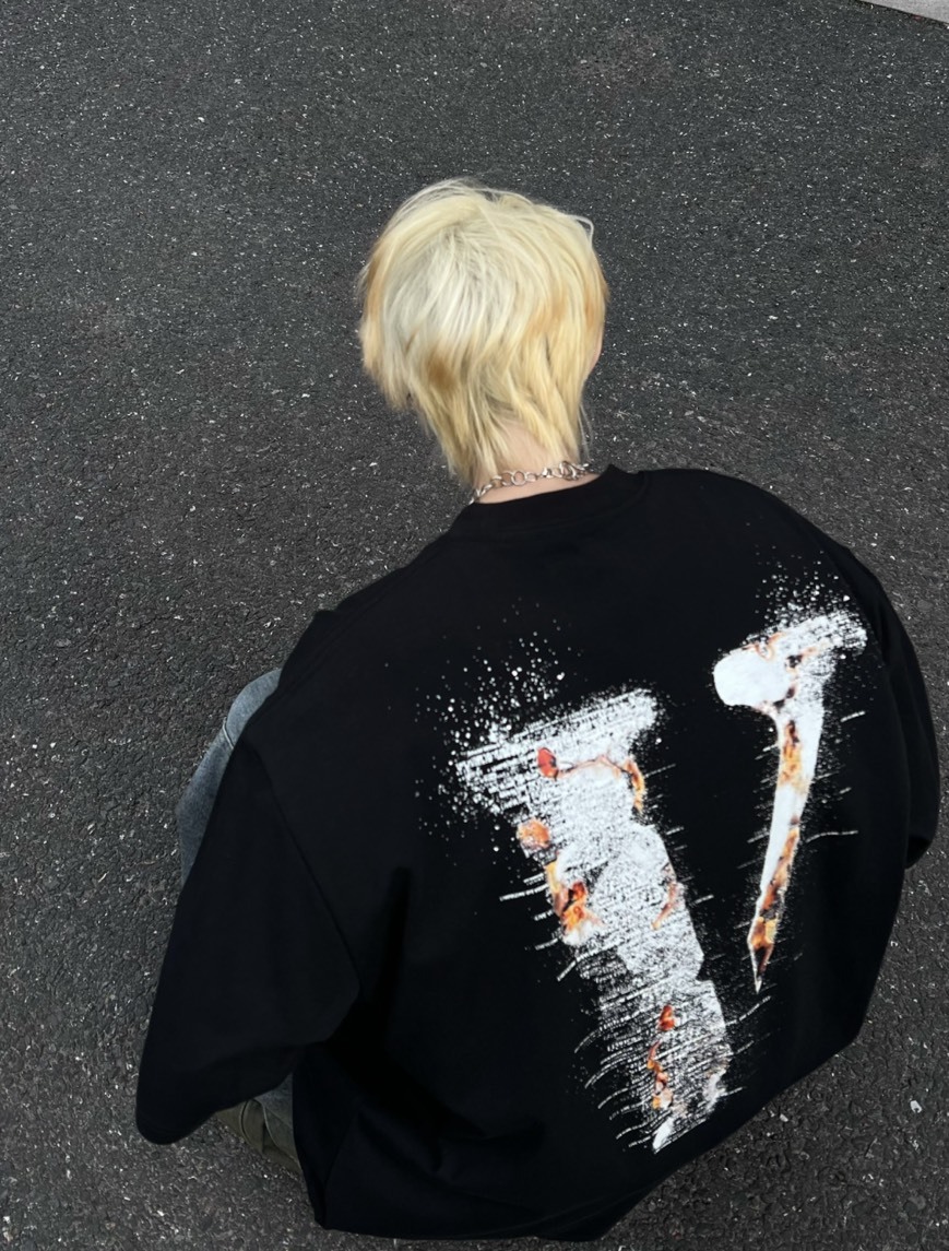 Vlone 26SS 美式復古 STAPLE系列 火焰灰燼 背大LOGO 燙鑽 印花 短T VLTE26006