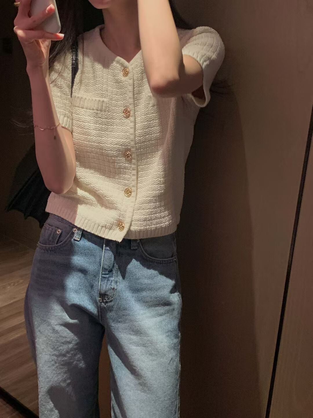 鬆餅格紋V領排釦短袖上衣罩衫 / 3色